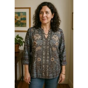 Love Kyla M Whimsy Boho Cottage‎ Floral Embroidered Gray Pink Black Tie Dye Top